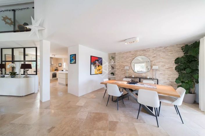 Image No.12-Maison de 4 chambres à vendre à Valbonne