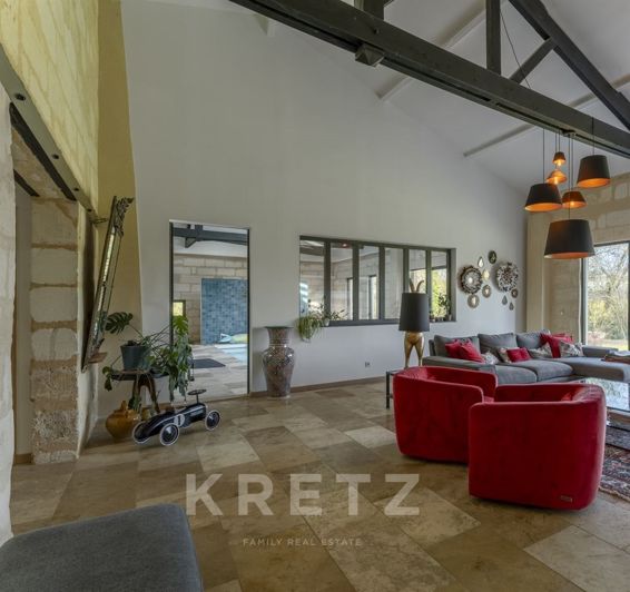 Image No.13-7 Bed House for sale