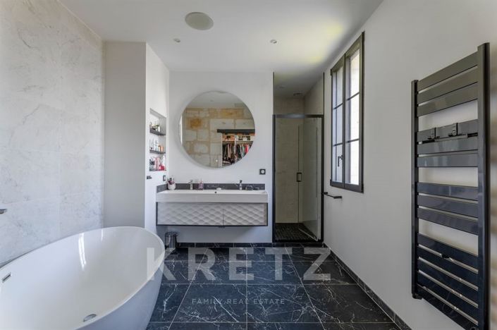 Image No.17-7 Bed House for sale