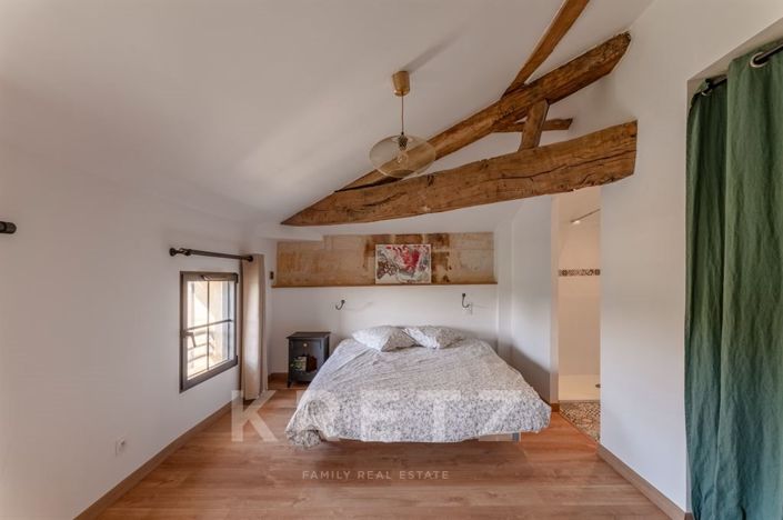 Image No.19-7 Bed House for sale