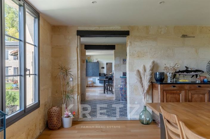 Image No.7-7 Bed House for sale