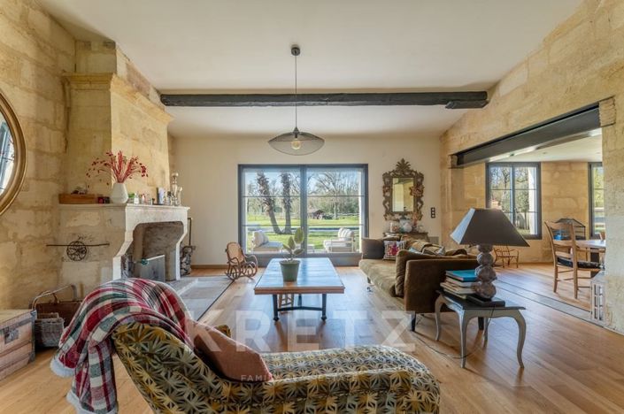 Image No.9-7 Bed House for sale