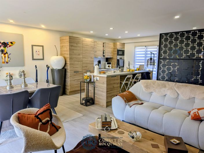 Image No.3-3 Bed House for sale