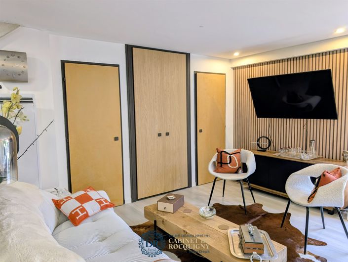 Image No.6-3 Bed House for sale