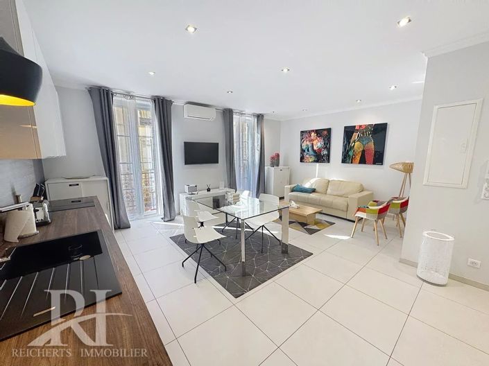 Image No.2-Appartement de 2 chambres à vendre à Cannes
