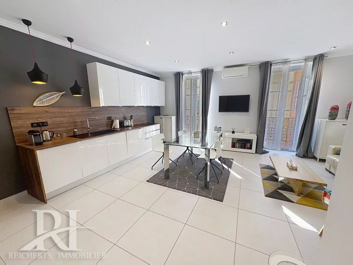 Image No.3-Appartement de 2 chambres à vendre à Cannes