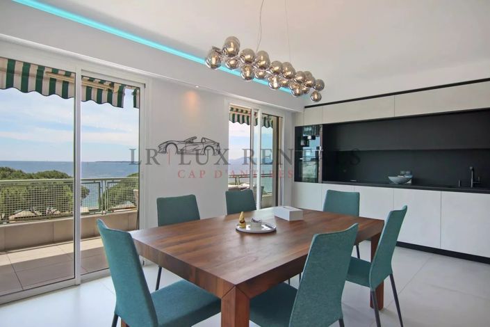 Image No.4-4 Bed Apartment for sale