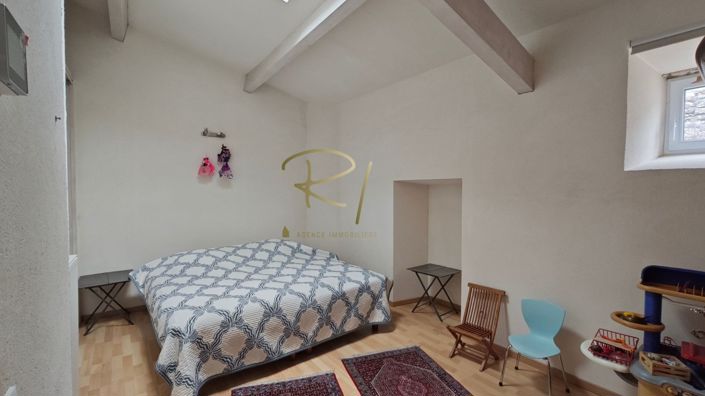 Image No.10-4 Bed House for sale