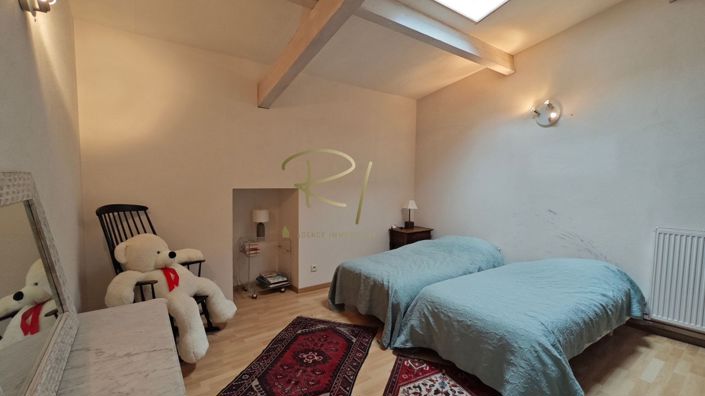 Image No.11-4 Bed House for sale