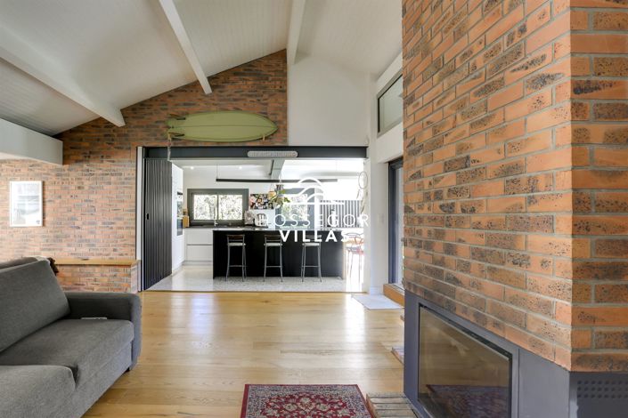 Image No.6-5 Bed House for sale