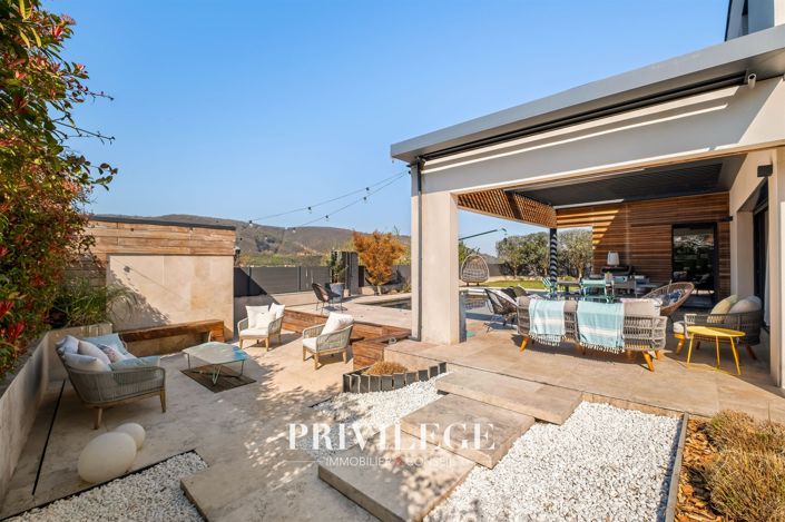 Image No.4-Maison de 5 chambres à vendre à Rochetaillée-sur-Saône