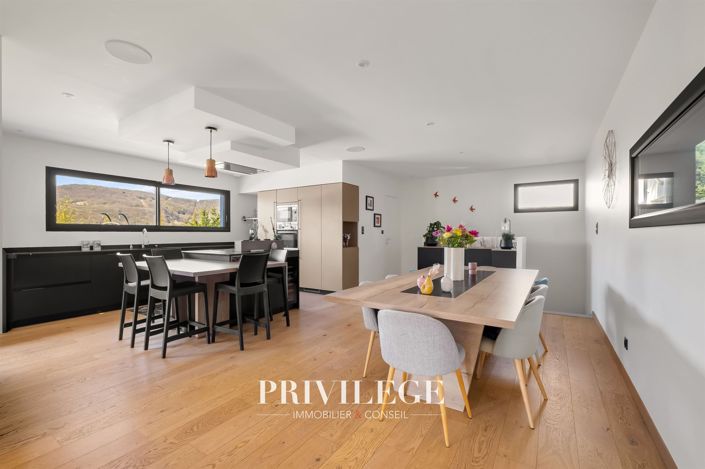 Image No.9-Maison de 5 chambres à vendre à Rochetaillée-sur-Saône