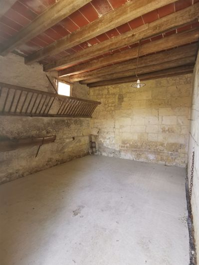 Image No.12-4 Bed House for sale