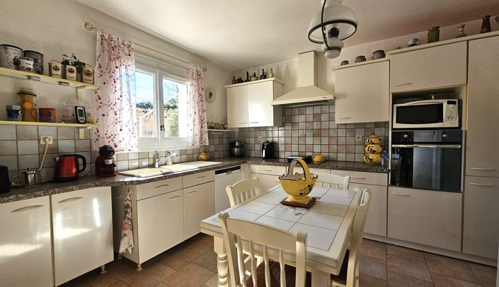 Image No.11-4 Bed House for sale