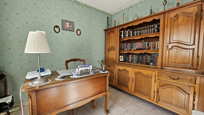 Image No.9-4 Bed House for sale