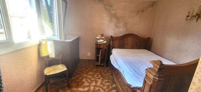 Image No.11-House for sale