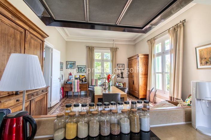 Image No.11-4 Bed House for sale