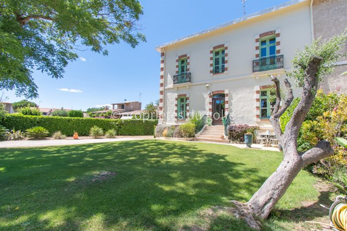 Image No.19-4 Bed House for sale