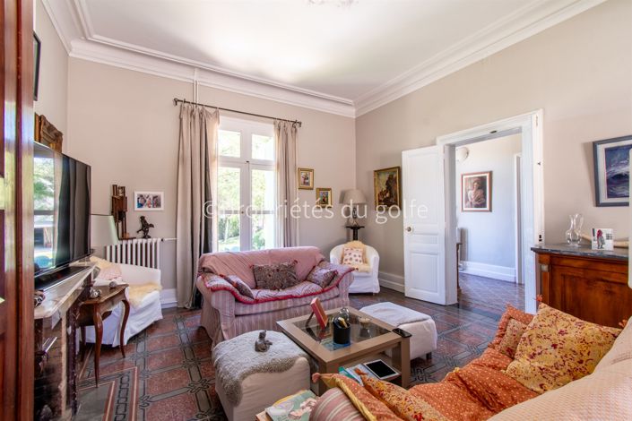 Image No.8-4 Bed House for sale