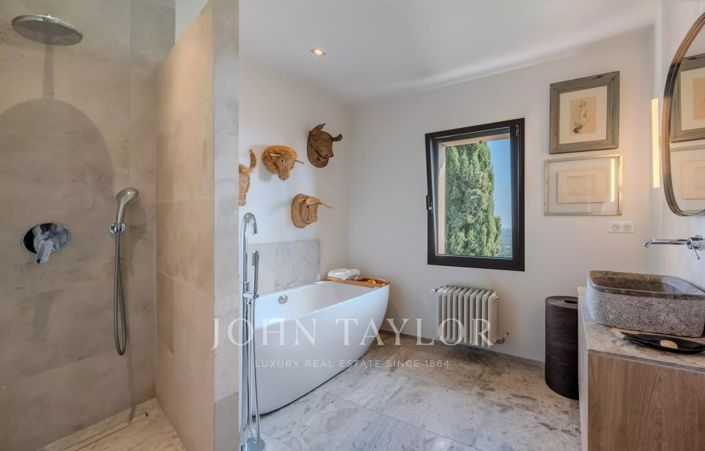 Image No.14-4 Bed House for sale