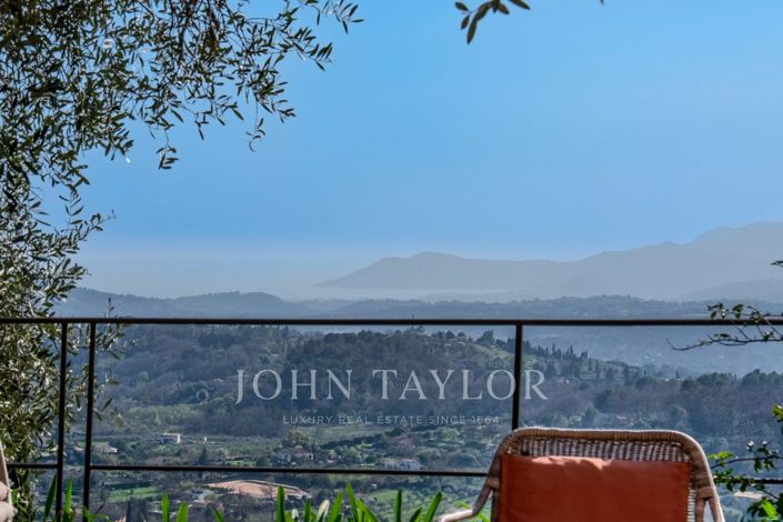 Image No.6-4 Bed House for sale