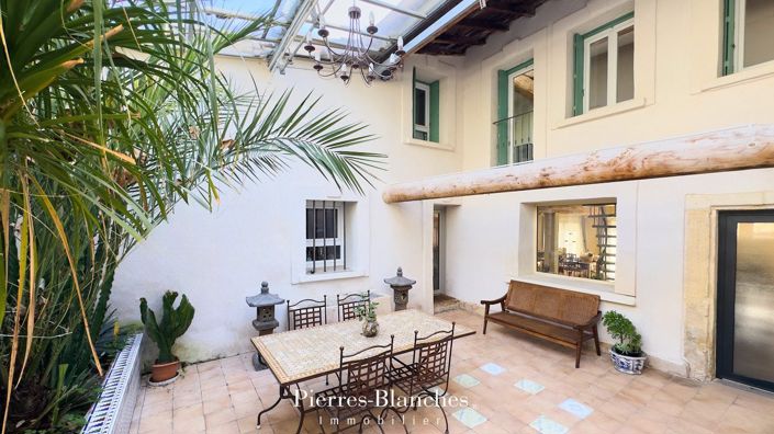 Image No.6-7 Bed House for sale