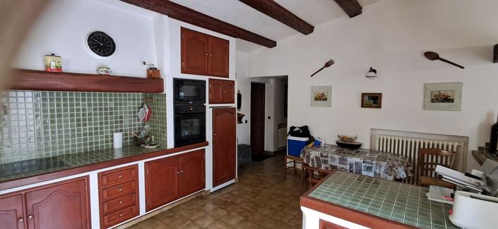 Image No.28-6 Bed House for sale