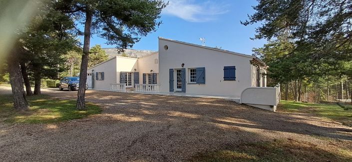 Image No.3-6 Bed House for sale