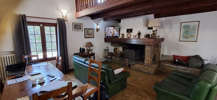 Image No.32-6 Bed House for sale