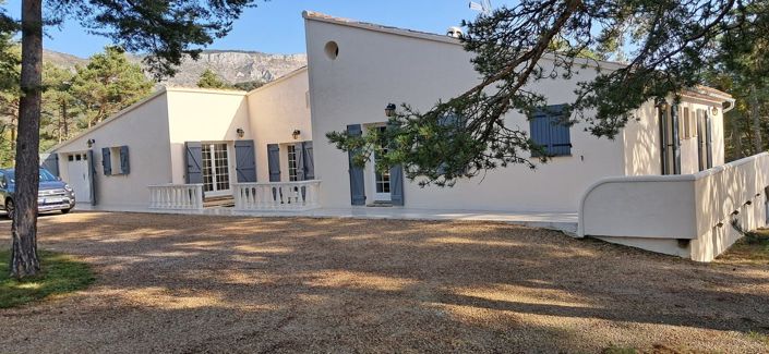 Image No.35-6 Bed House for sale