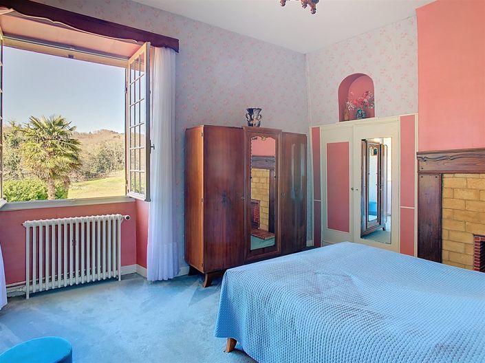 Image No.13-5 Bed House for sale