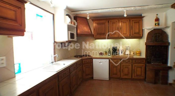 Image No.12-7 Bed Property for sale