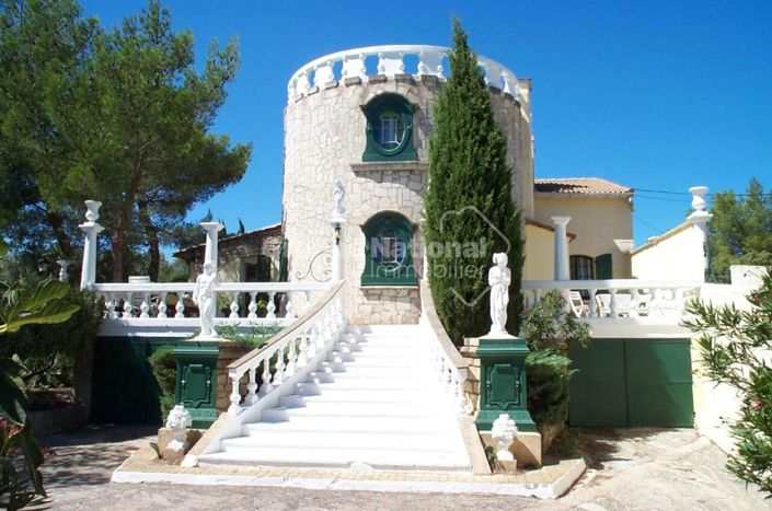Image No.2-7 Bed Property for sale