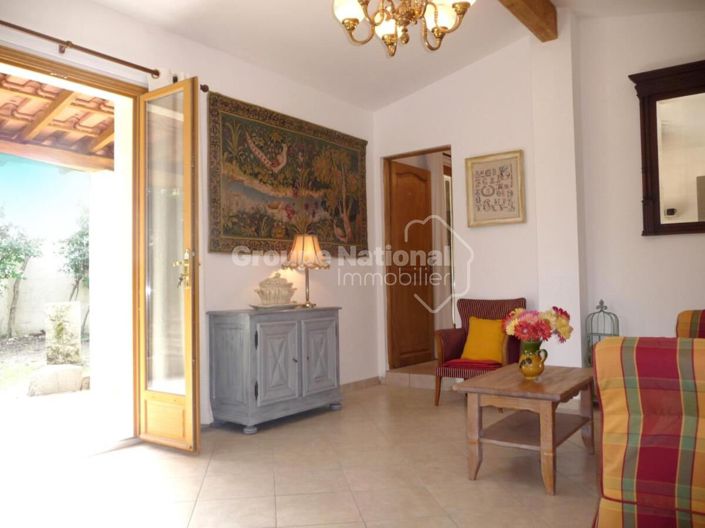 Image No.21-7 Bed Property for sale