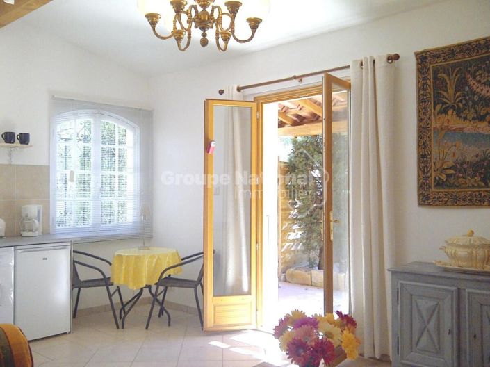 Image No.23-7 Bed Property for sale