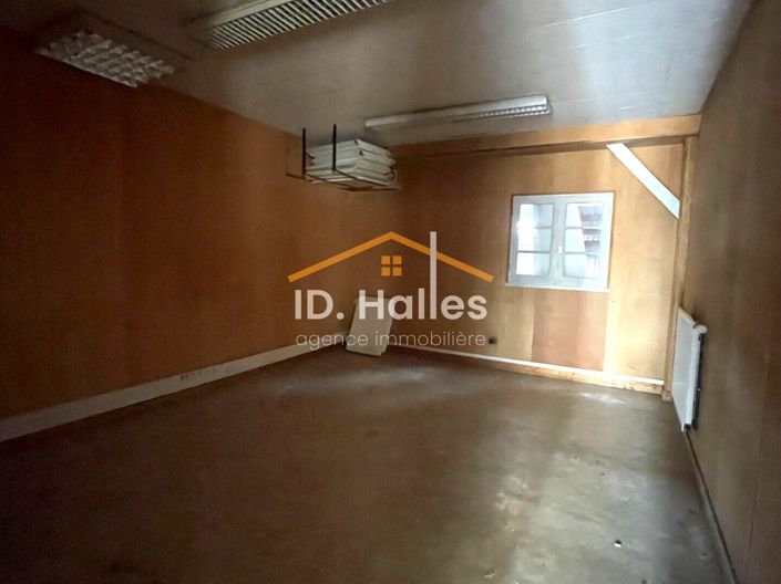 Image No.7-House for sale