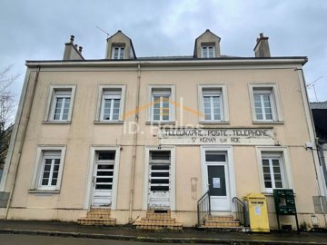 1 - Saint-Aignan-sur-Roë, House