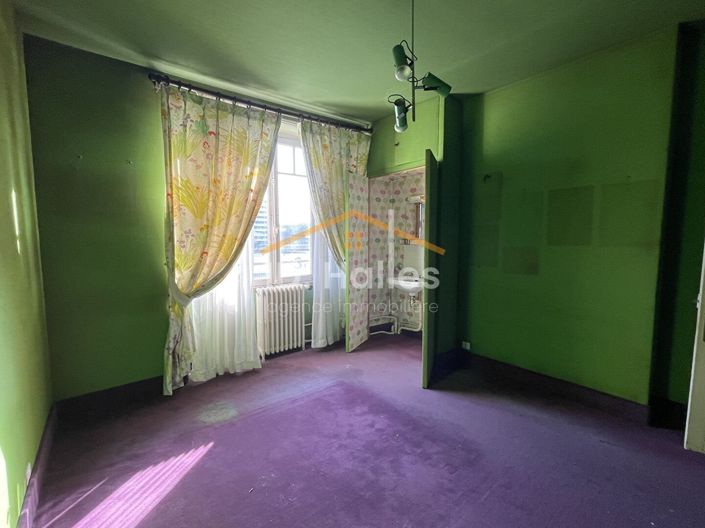 Image No.12-5 Bed House for sale