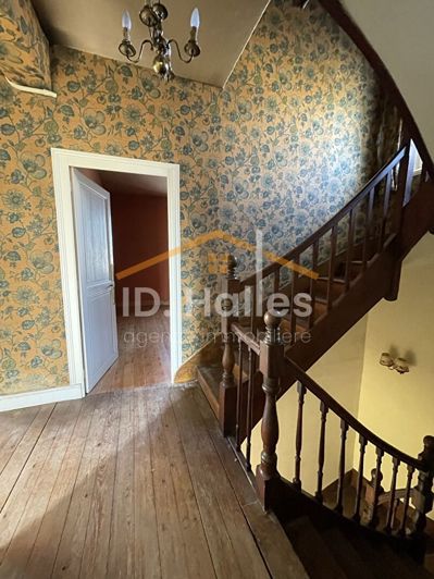 Image No.13-5 Bed House for sale