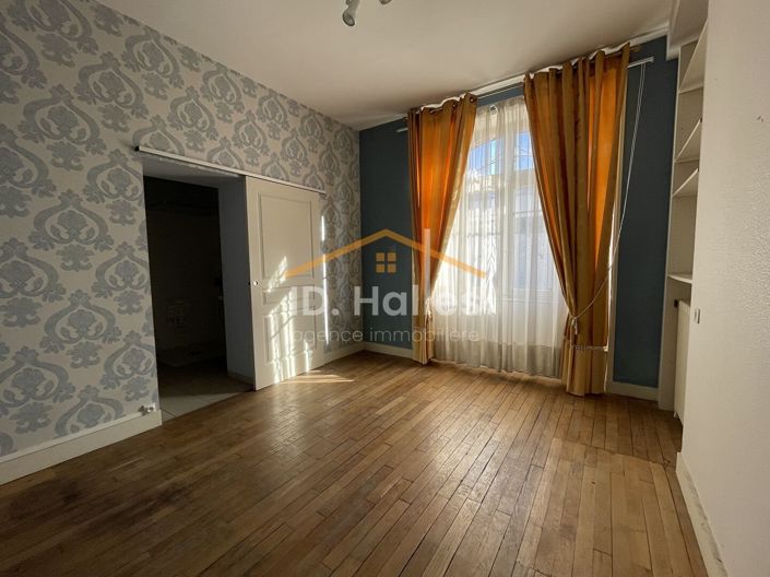 Image No.9-5 Bed House for sale