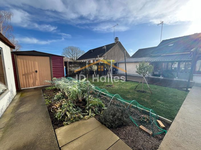 Image No.14-4 Bed House for sale