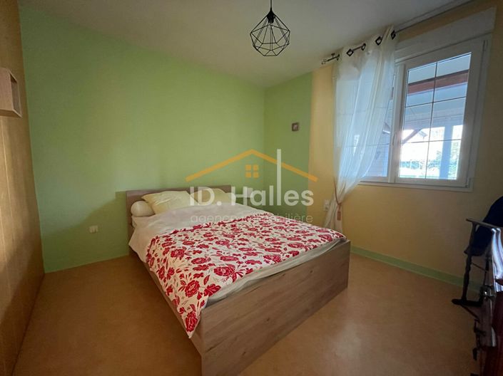 Image No.9-4 Bed House for sale