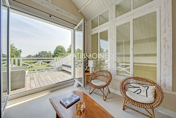 Image No.6-5 Bed Property for sale