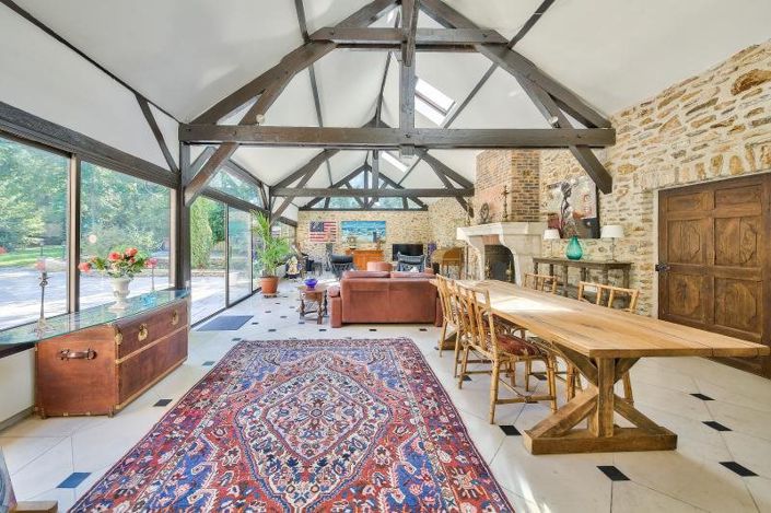 Image No.6-5 Bed Property for sale