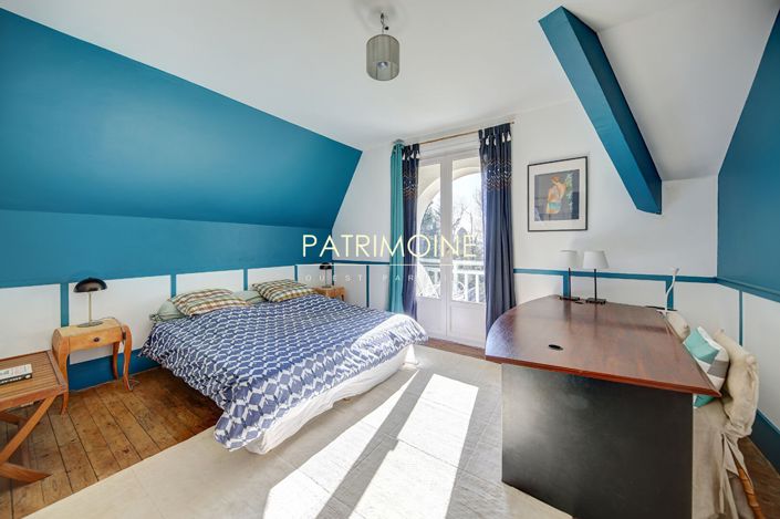 Image No.16-7 Bed House for sale