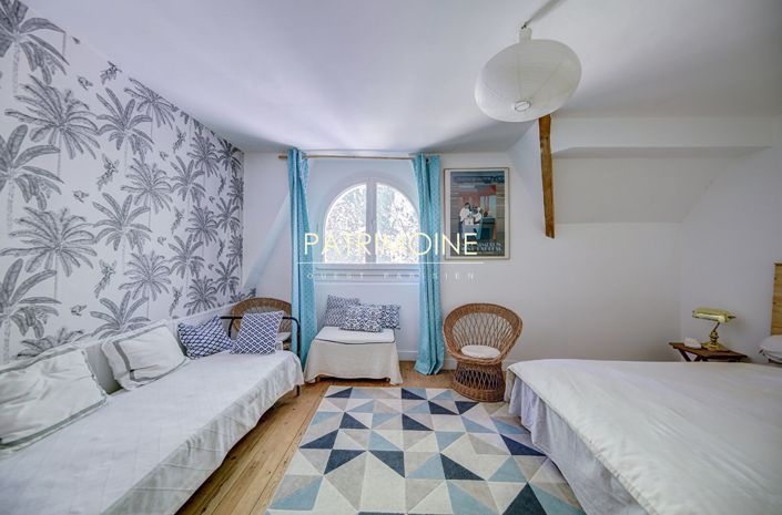 Image No.17-7 Bed House for sale