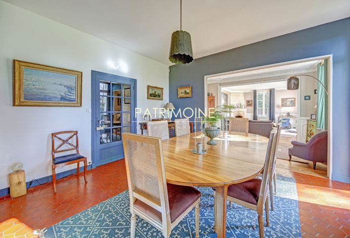 Image No.6-7 Bed House for sale