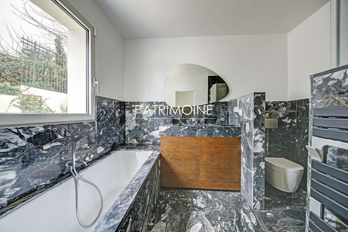 Image No.17-Propriété de 4 chambres à vendre à Bougival