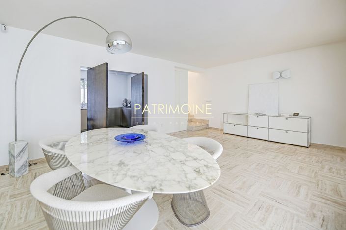 Image No.4-Propriété de 4 chambres à vendre à Bougival