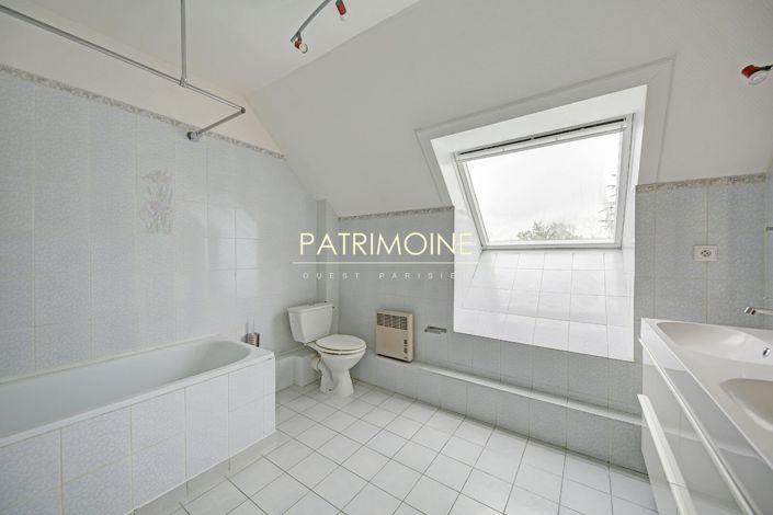 Image No.10-5 Bed House for sale